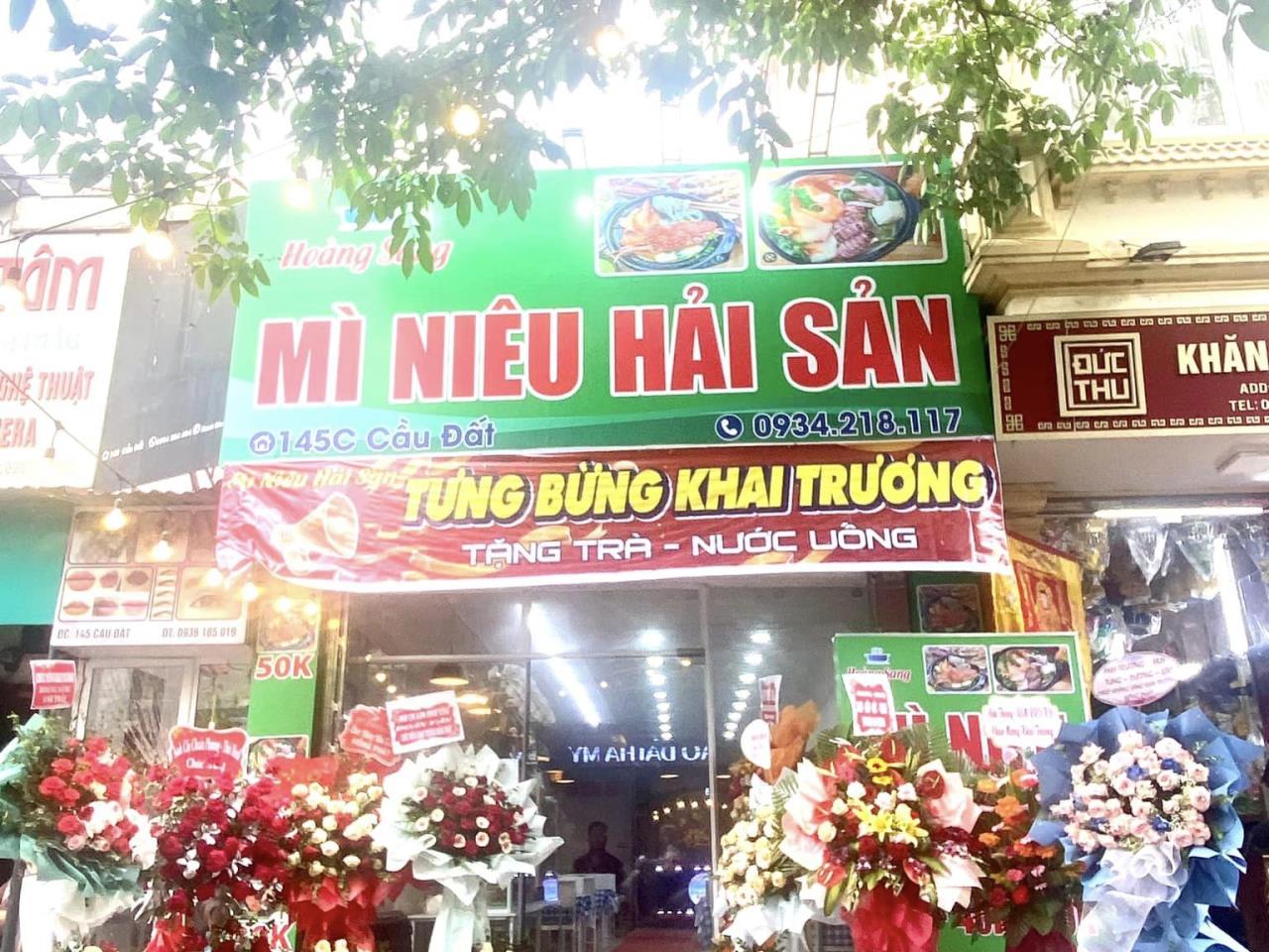 quan-mi-nieu-hai-san